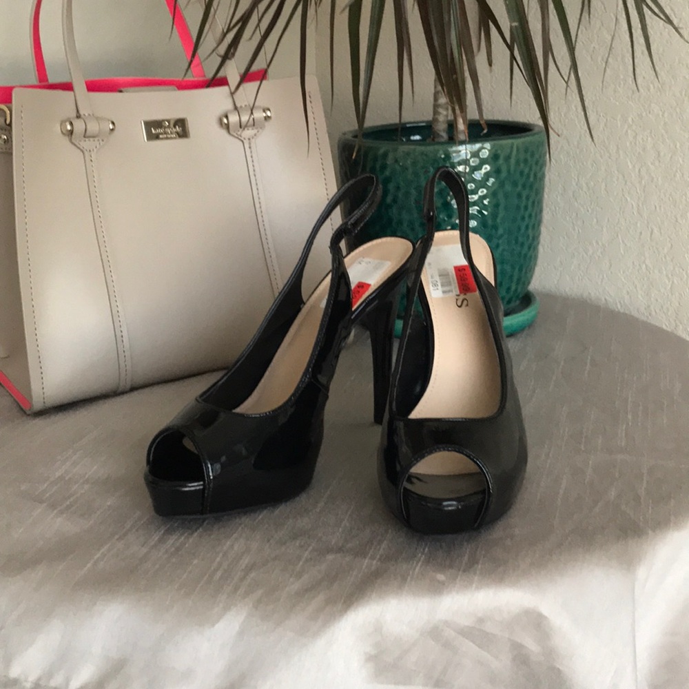 Guess Heels - Picture 5 of 5